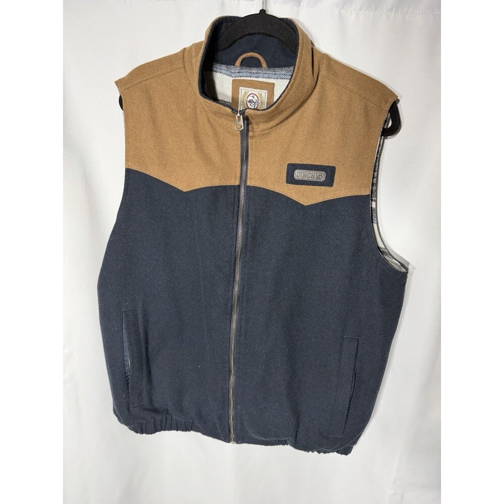 Cinch Men’s Wooly Concealed Carry Vest Aztec Lining  Size Large Tan / Black